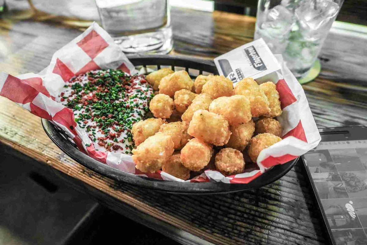 11 Best Food At Brooklyn Paramount To Enjoy Before Or After The Show